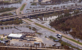 路易斯安那州高速公路被洪水淹没