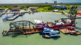 Dredge_Carolina_Port_Houston_新利18备用ENRwebready.jpg