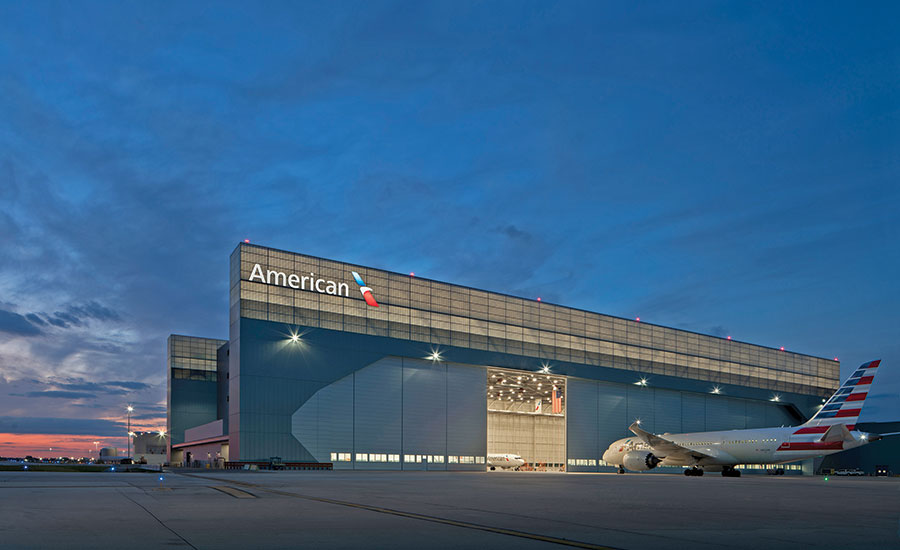 美国Airlines' O'Hare Hangar